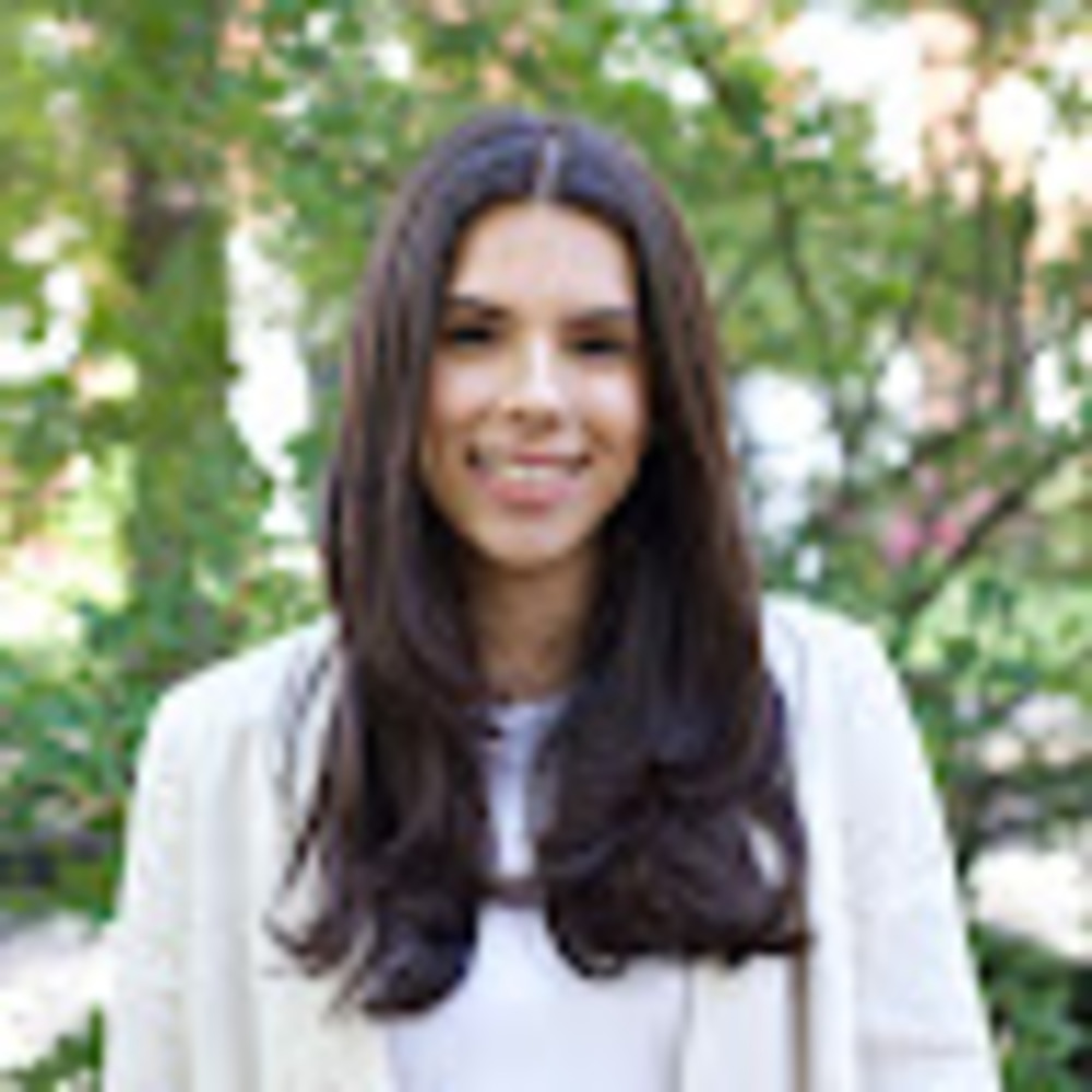 Meet your Posher, Olivia
